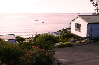 bay of Fires Character Cottage - New Castle Holiday
