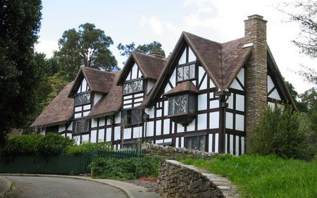 William Shakespeare's Bed & Breakfast - New Castle Holiday 0