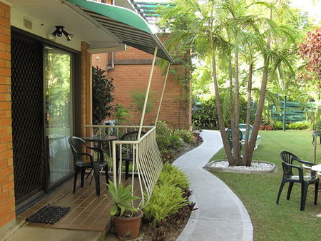 Airlie Court Holiday Apartments - New Castle Holiday 2