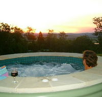 Wallaby Ridge Retreat - New Castle Holiday