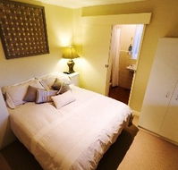 The Dragonfly B  B - New Castle Holiday