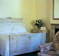 Kathryn's on Queen - New Castle Holiday