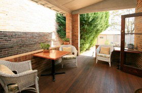 The Bank Guest House & Tellers Restaurant - New Castle Holiday 5