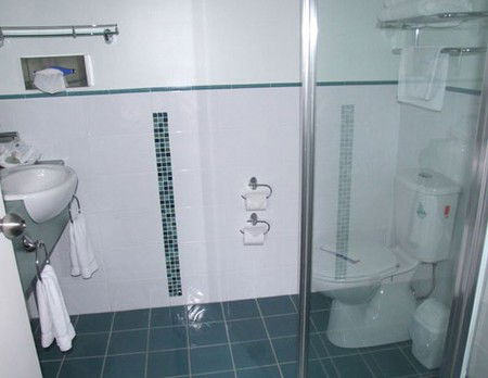 Yamba Beach Motel - New Castle Holiday 1