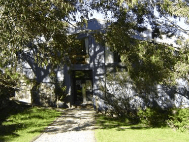 Thredbo YHA - New Castle Holiday
