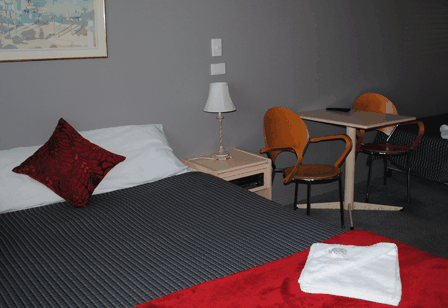 Tea Gardens Hotel Motel - New Castle Holiday 3