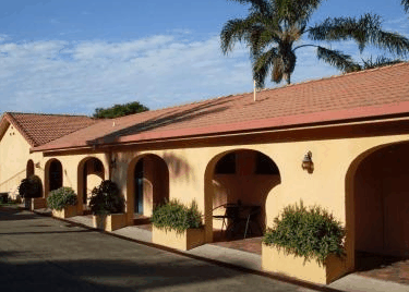 Costa Rica Resort Motel - New Castle Holiday