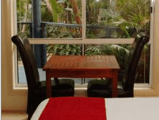 Azura Beach House B&B - New Castle Holiday 3