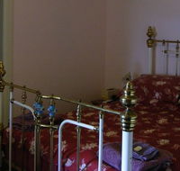 Dunns B  B - New Castle Holiday