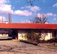 Mercury Motor Inn - New Castle Holiday