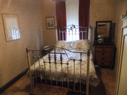 Rose Parterre B & B - New Castle Holiday 5