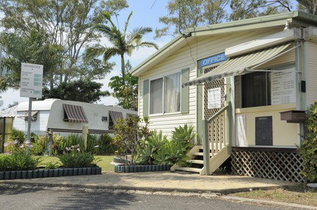 Bells Caravan Park - New Castle Holiday 3