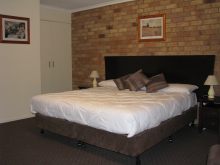 Kippa Ring Village Motel - New Castle Holiday 0