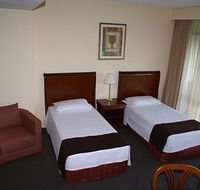 Metro Hotel Tower Mill - New Castle Holiday