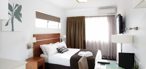 Hotel Chino - New Castle Holiday 2