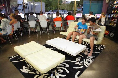 Chill Backpackers - New Castle Holiday 1