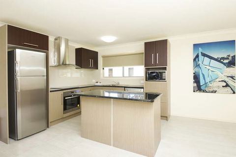 Lakeside Resort Forster - New Castle Holiday 8