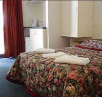 Linwood Lodge Motel - New Castle Holiday