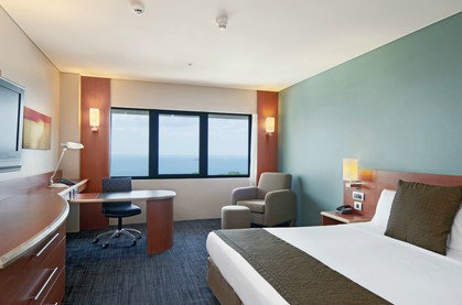 Crowne Plaza Darwin - New Castle Holiday 1