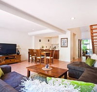 A Byron Experience - New Castle Holiday