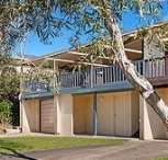 Andy's  Clarkes - New Castle Holiday