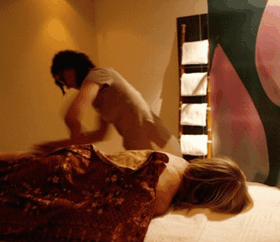 Body Essence - New Castle Holiday 0