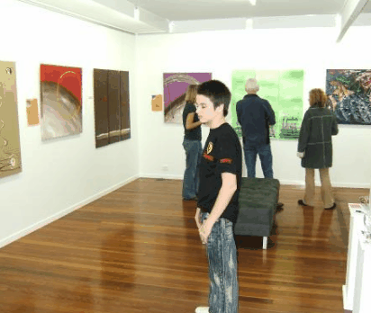 Circle Gallery - New Castle Holiday 0