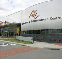 Darebin Arts  Entertainment Centre - New Castle Holiday