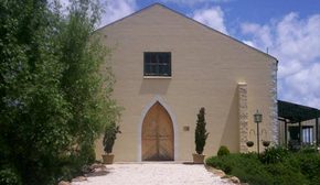 Mount Tamborine Winery & Homestead - New Castle Holiday 3