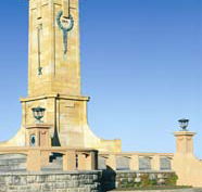 Fremantle War Memorial - New Castle Holiday