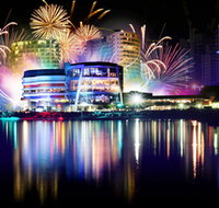 Twin Towns - New Castle Holiday