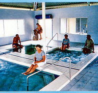 Innot Hot Springs Leisure  Health Park - New Castle Holiday