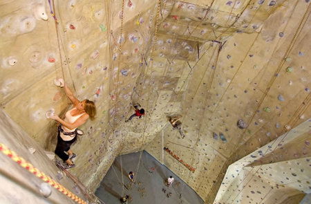 Cliffhanger Climbing Gym - New Castle Holiday 3
