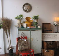 SavvyShopTours - New Castle Holiday