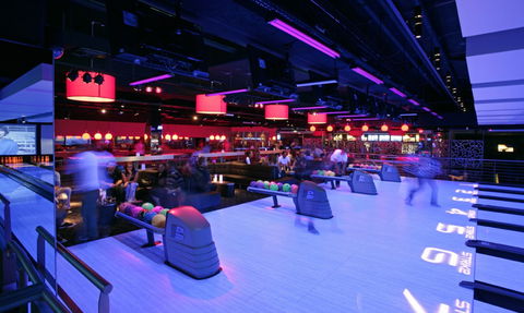 Strike Wintergarden - New Castle Holiday 2