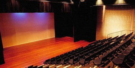 Riverside Theatre - New Castle Holiday 4