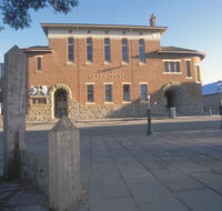 Albany Courthouse - New Castle Holiday