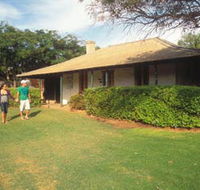 Russ Cottage - New Castle Holiday