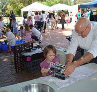 Subi Farmers Market - New Castle Holiday