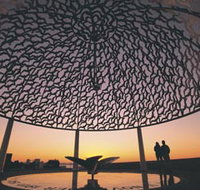 HMAS Sydney II Memorial Geraldton - New Castle Holiday