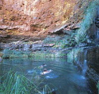 Dales Gorge and Circular Pool - New Castle Holiday