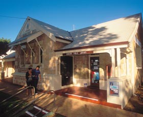 Dongara Heritage Trail - New Castle Holiday 0