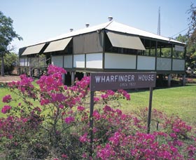 Wharfinger's House Museum - New Castle Holiday 0