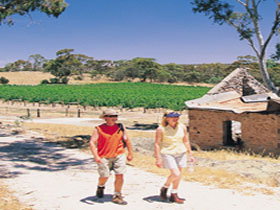 Clare SA New Castle Holiday