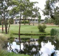 Flagstaff Hill Golf Club and Koppamurra Ridgway Restaurant - New Castle Holiday