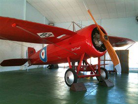 Captain Harry Butler Red Devil Monoplane Memorial - New Castle Holiday 0