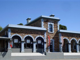 Burra Regional Art Gallery - New Castle Holiday 0