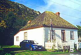 Joe Lyons Cottage - New Castle Holiday 0