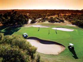 Renmark Golf Club - New Castle Holiday 0