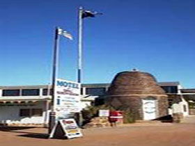 Andamooka SA New Castle Holiday